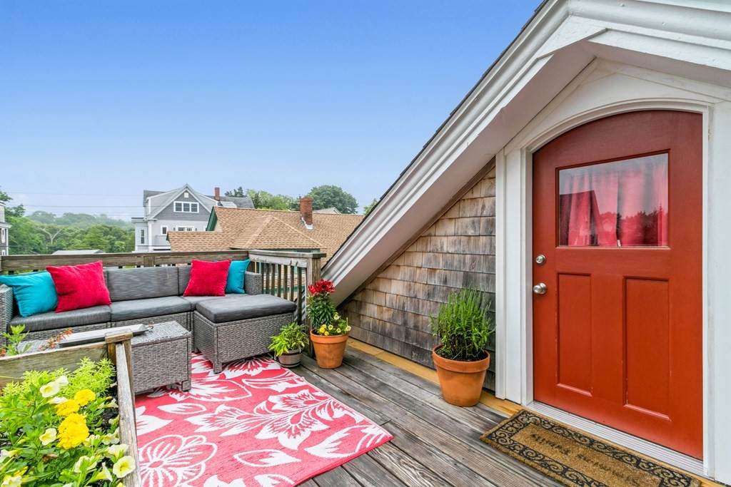 14 Washington St - Photo 1