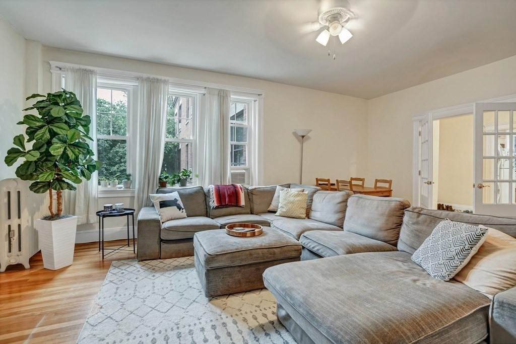 441 Washington St - Photo 1