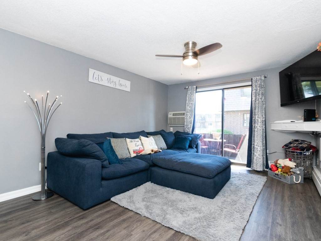 40 Main St - Photo 1
