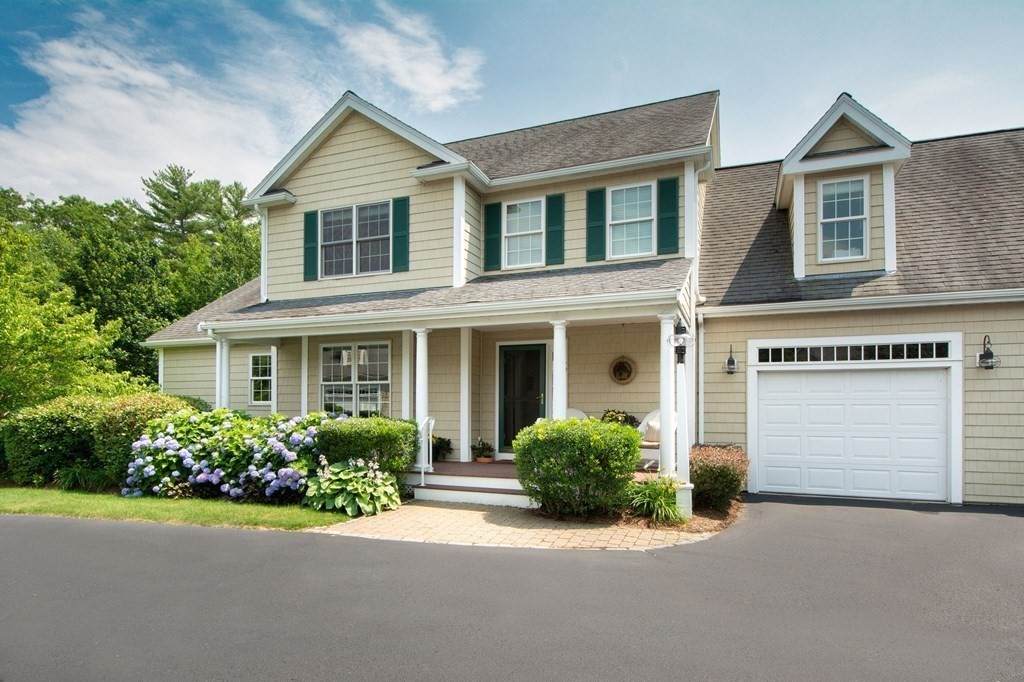 70 Elm St - Photo 1