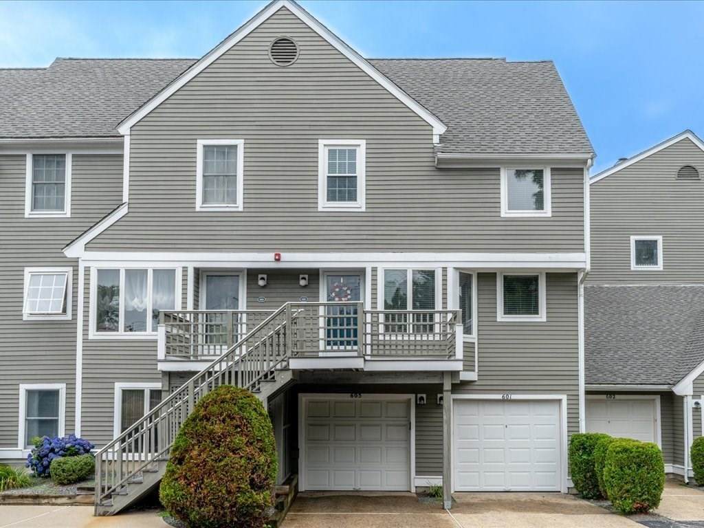 700 Shore Dr - Photo 1