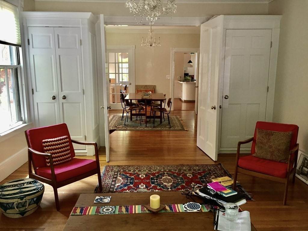 140 Chestnut St - Photo 1