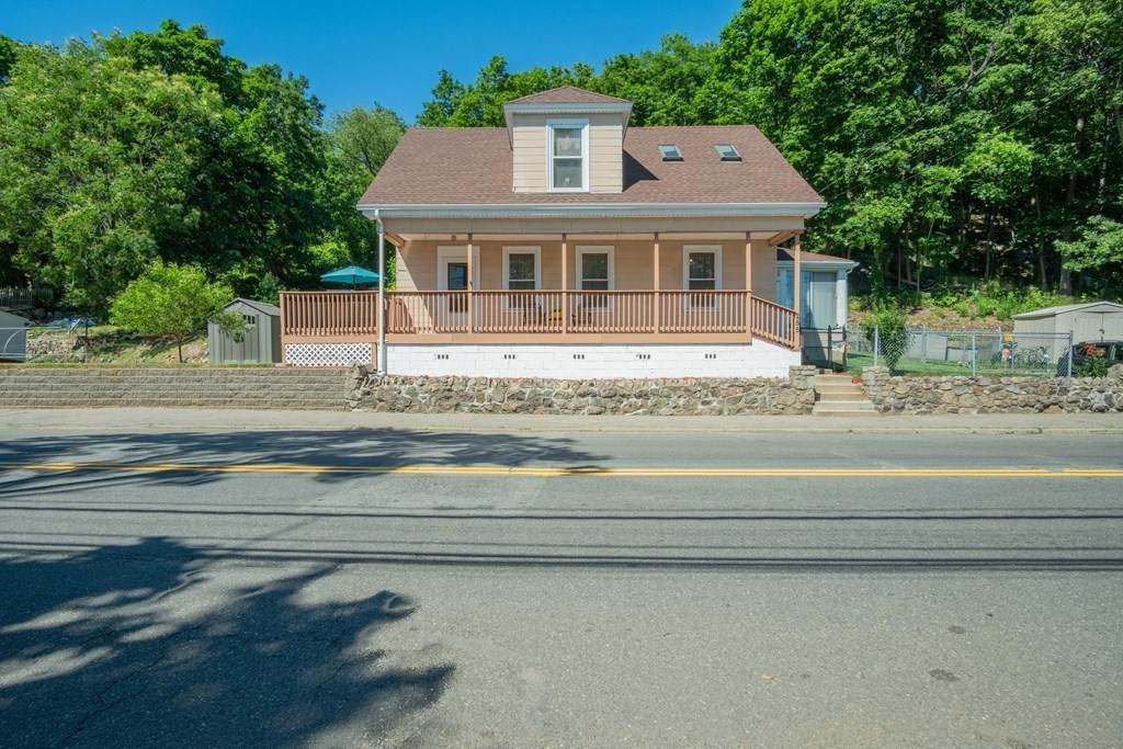 255 Walnut Street - Photo 1
