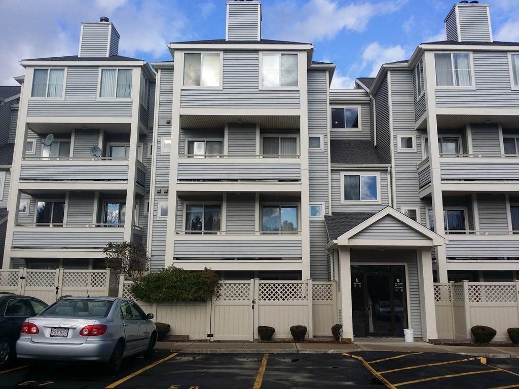 200 Falls Blvd - Photo 1