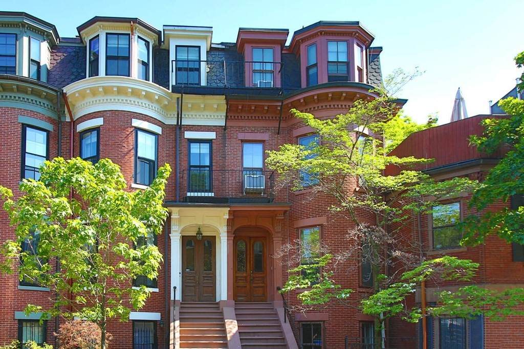 120 Appleton - Photo 1