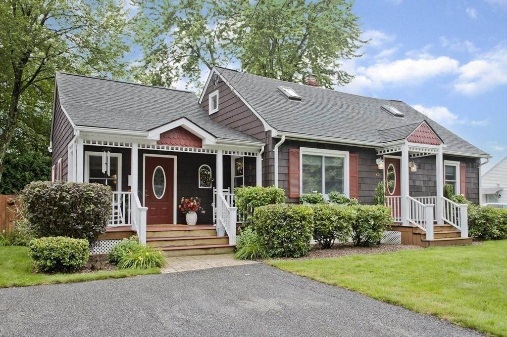 60 Laurie Ave - Photo 1