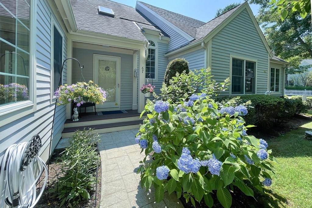 67 Gold Leaf Ln - Photo 1