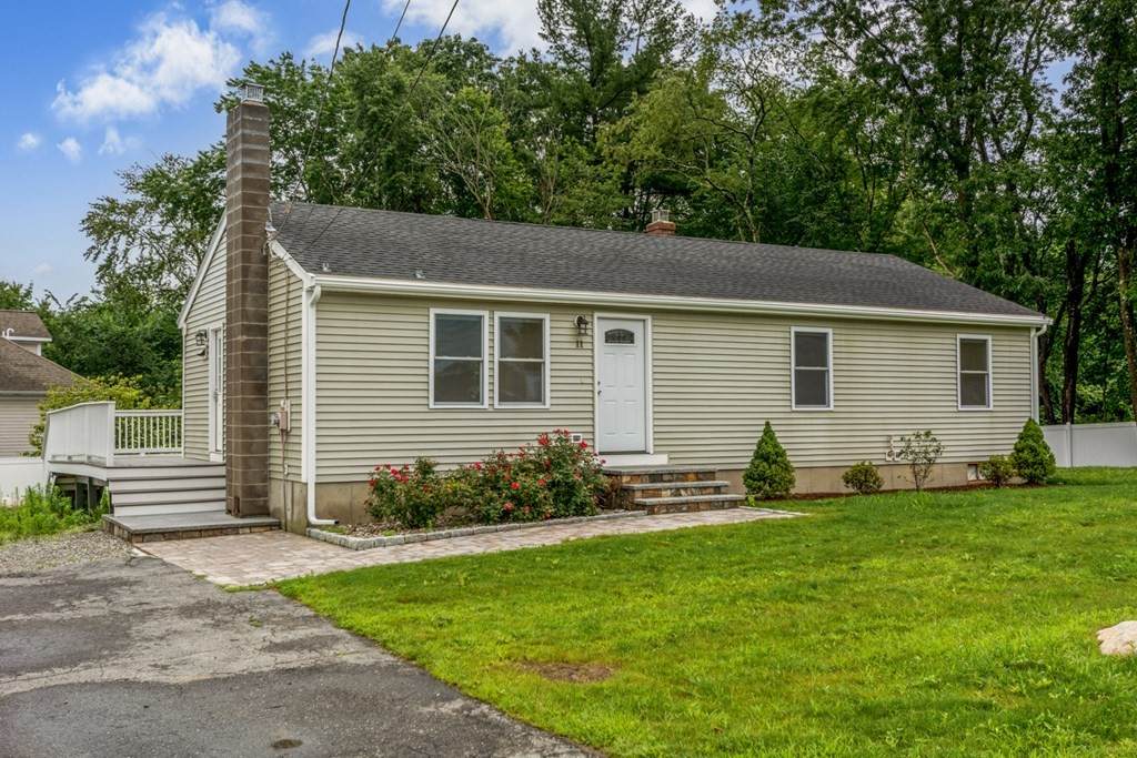 11 King Street - Photo 1