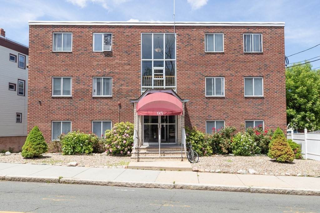95 Clifton St - Photo 1
