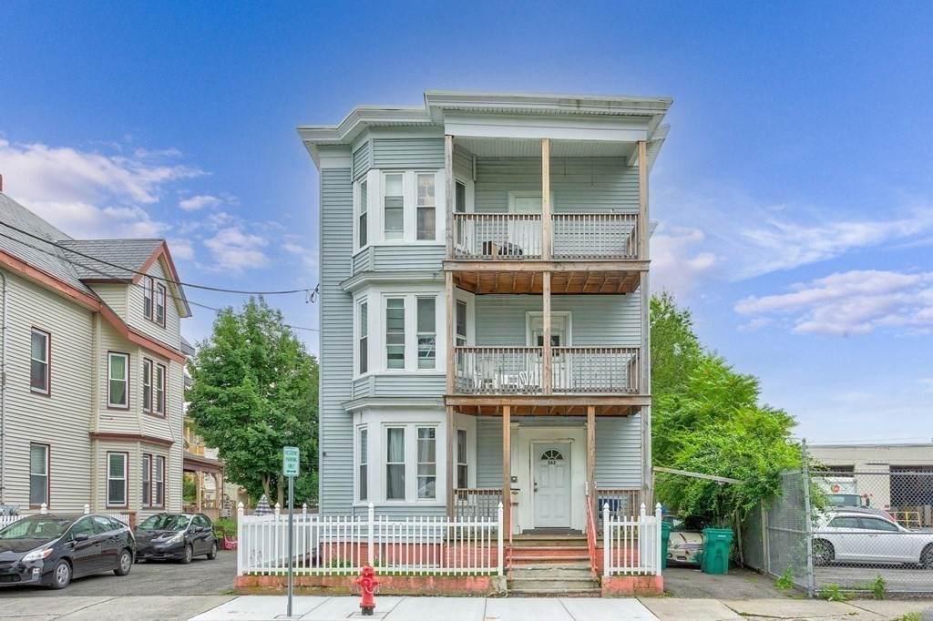262 S Common - Photo 1