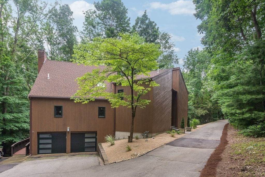 73 Richards Ave - Photo 1