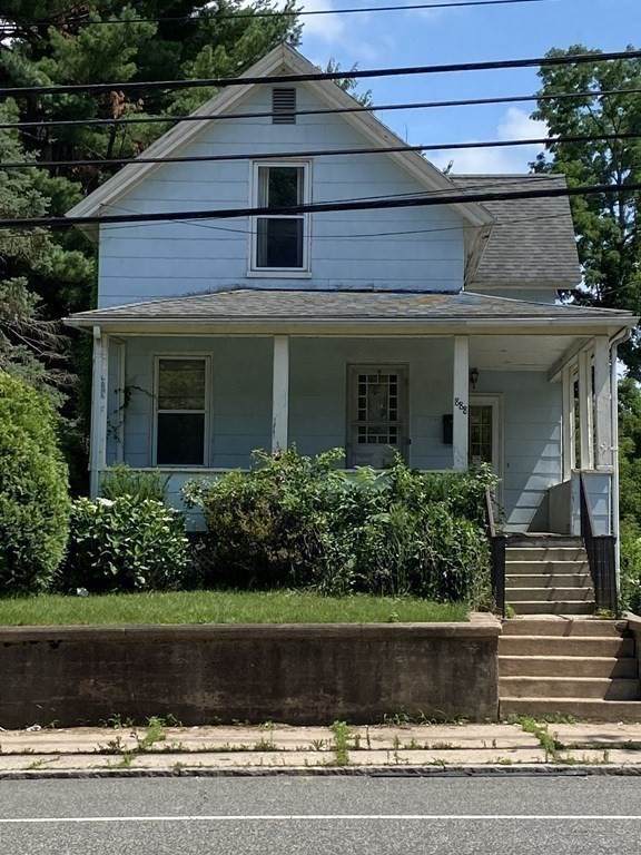 888 Main St - Photo 1