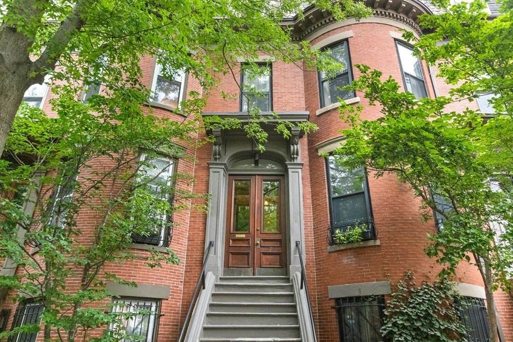 7 Holyoke - Photo 1