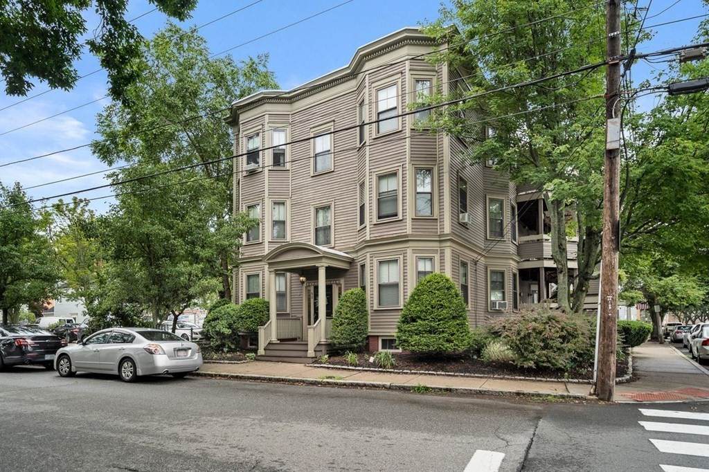 52-54 Fair Street - Photo 1