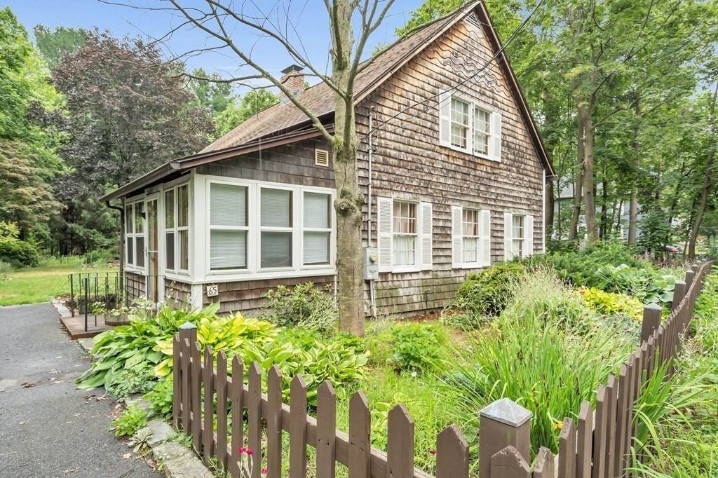 65 Concord St - Photo 1