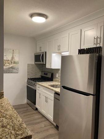 800 Hyde Park Ave - Photo 1