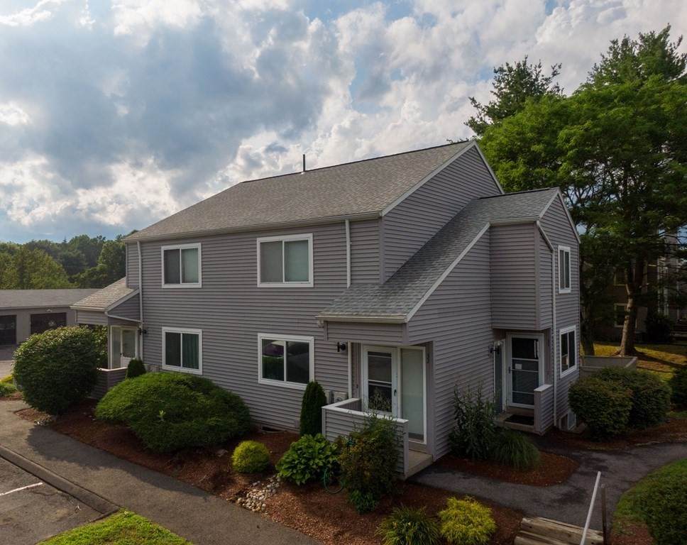 32 Autumn Ln - Photo 1