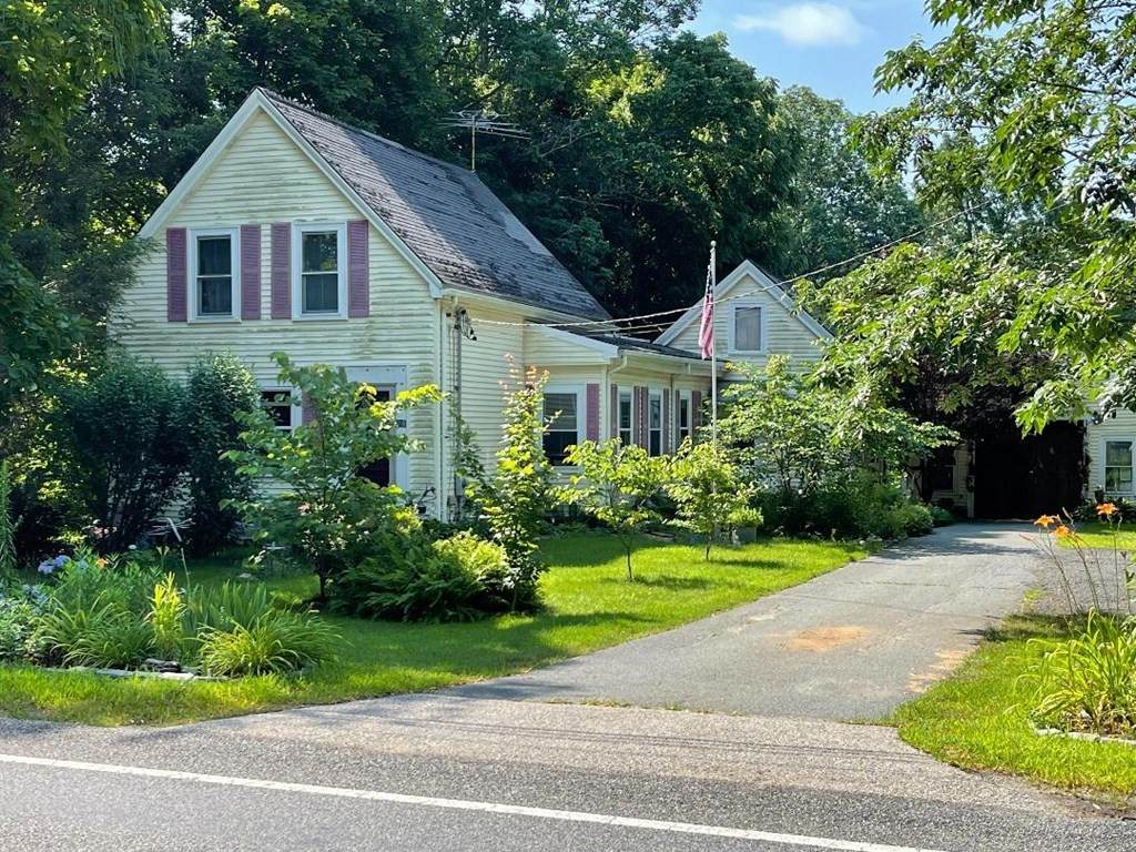 582 W Union St - Photo 1