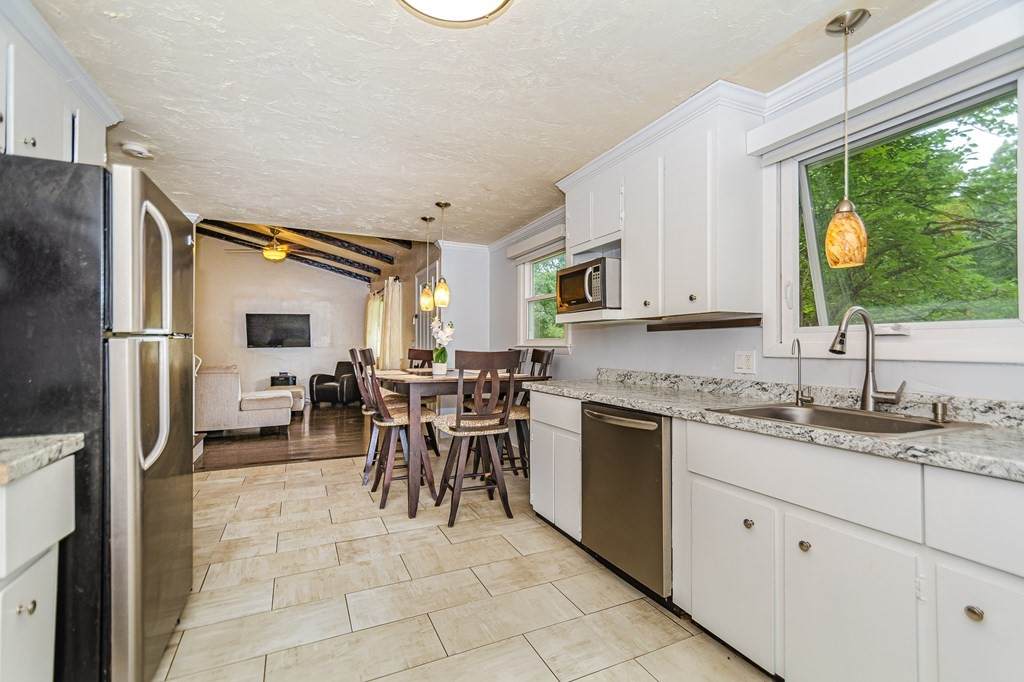 29 Morrison Rd - Photo 1