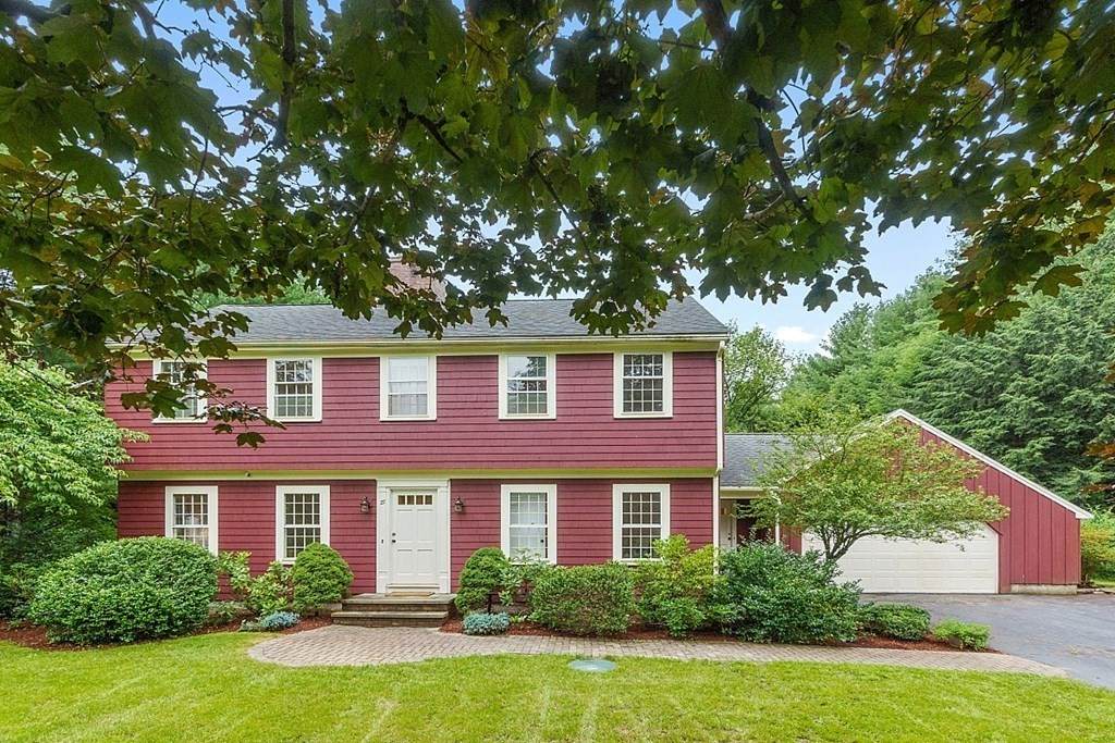 27 Saw Mill Rd - Photo 1