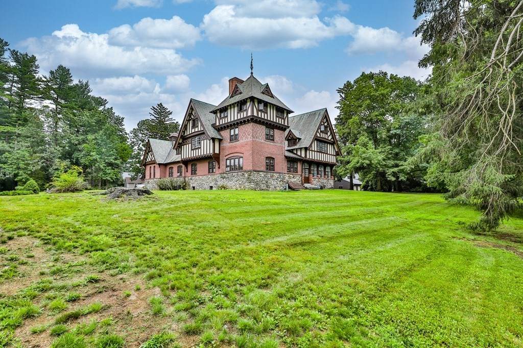 80 Pond St - Photo 1