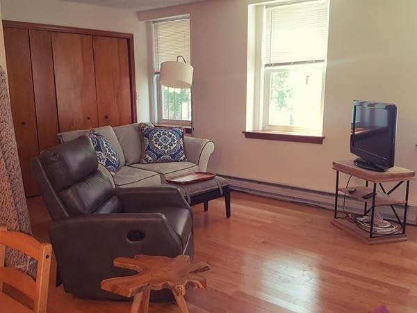 17 Stillman - Photo 1