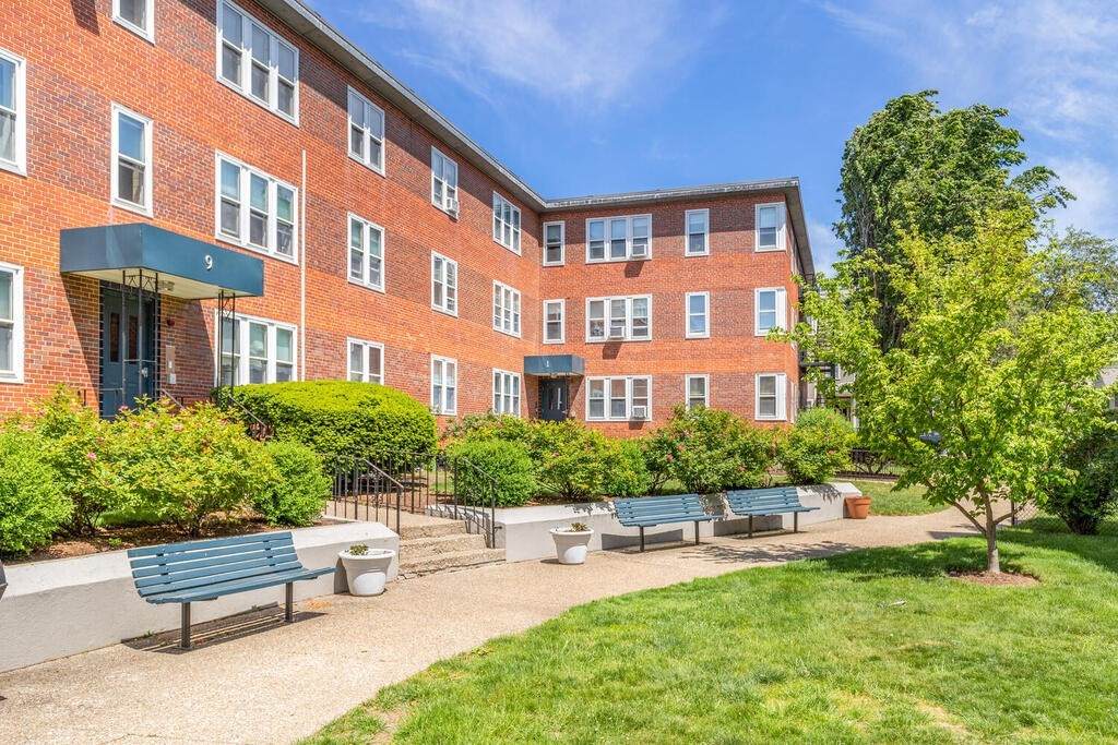 1 Twomey Court - Photo 1