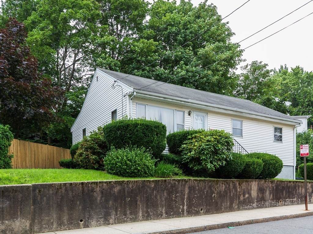 60 Elsie Street - Photo 1