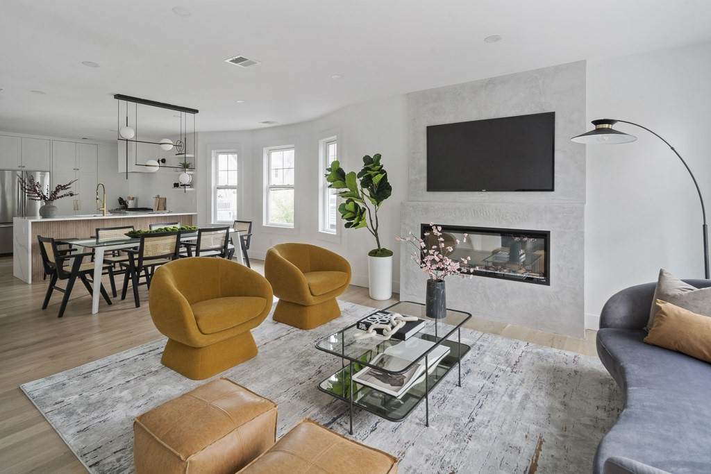 27 Harlow St - Photo 1