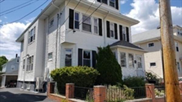 95 Walworth - Photo 1