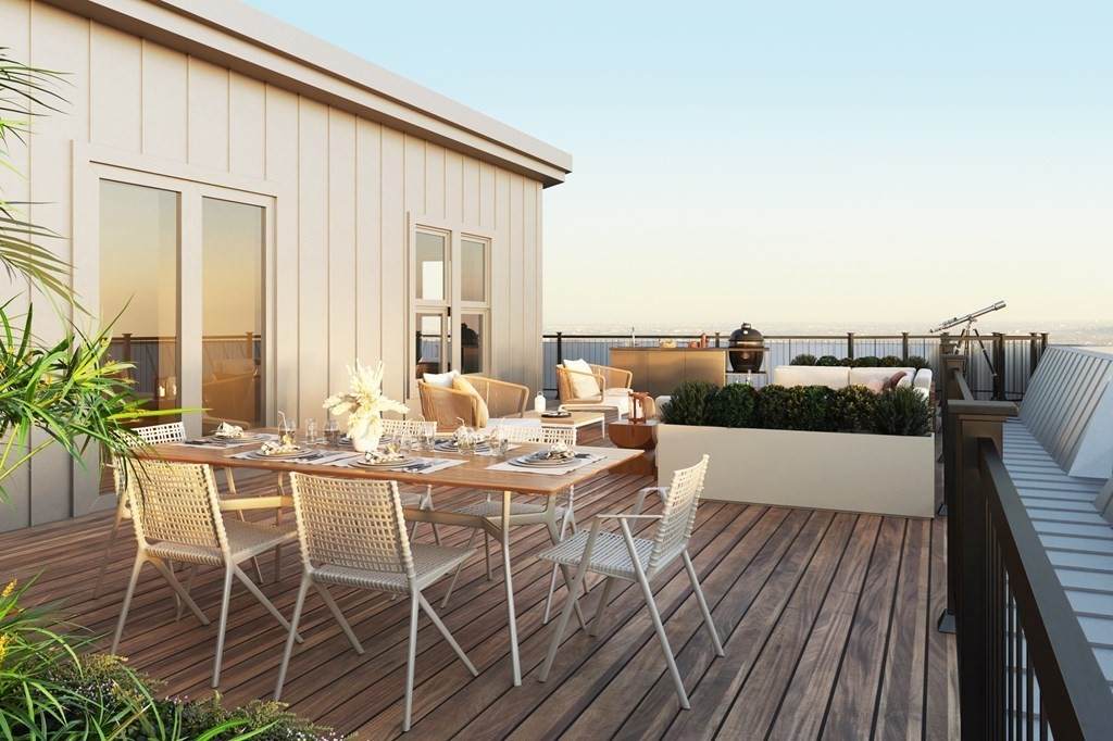 202 Maverick Street - Photo 1