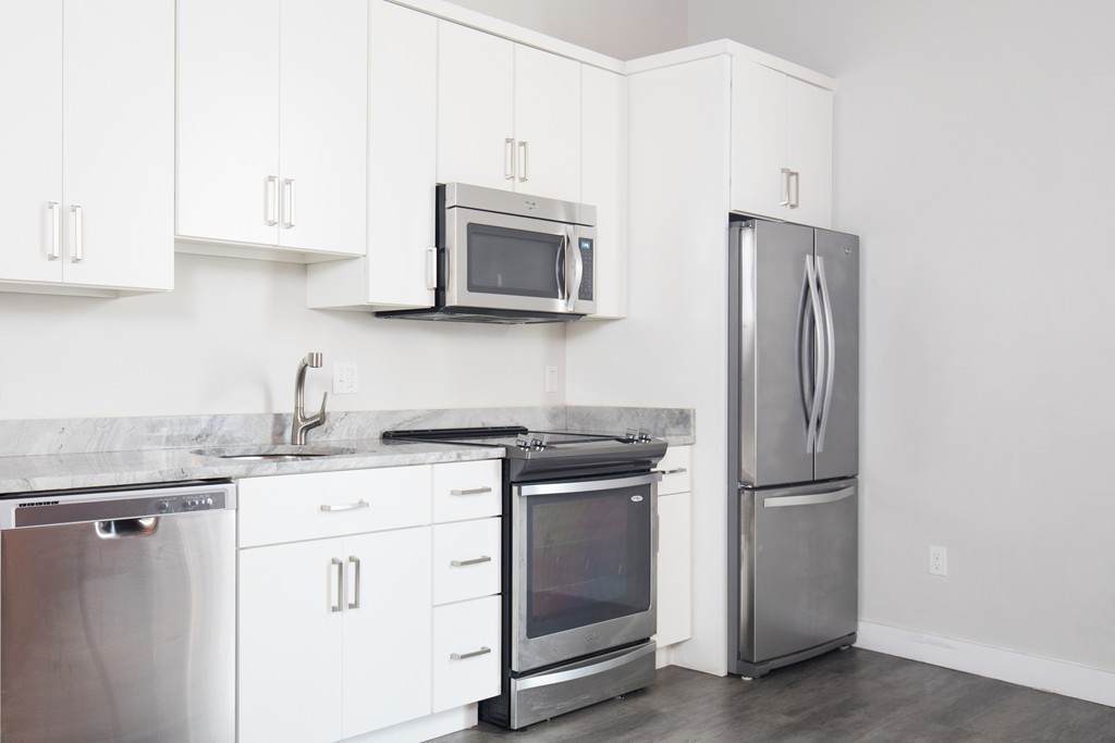 630 Washington St - Photo 1