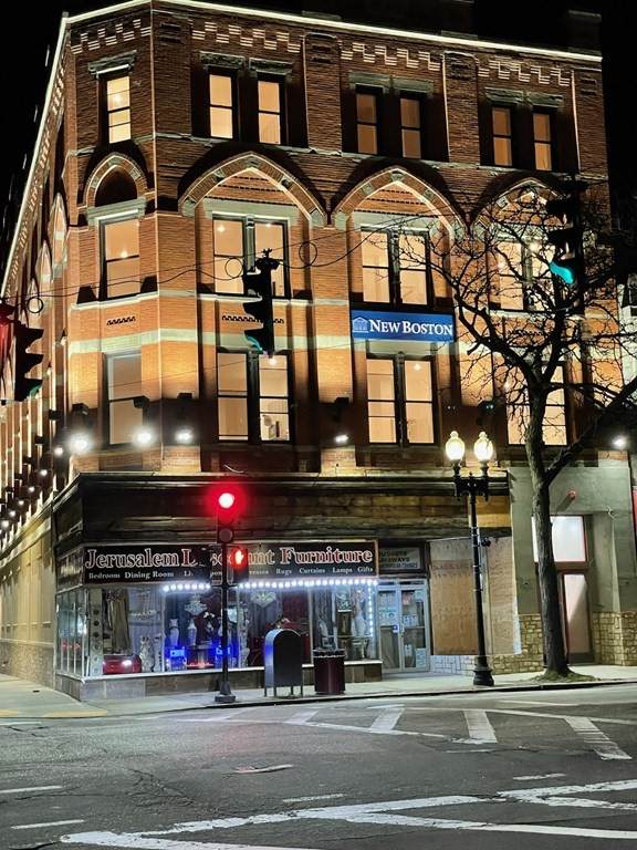 64 Market St - Photo 1