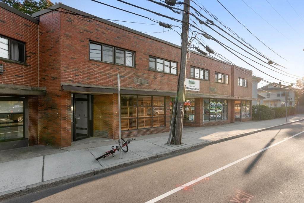980 Main St. - Photo 1