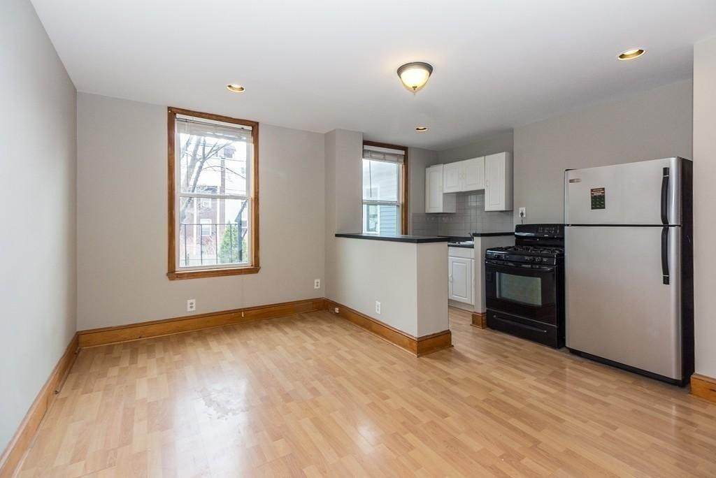 117 Saratoga Street - Photo 1