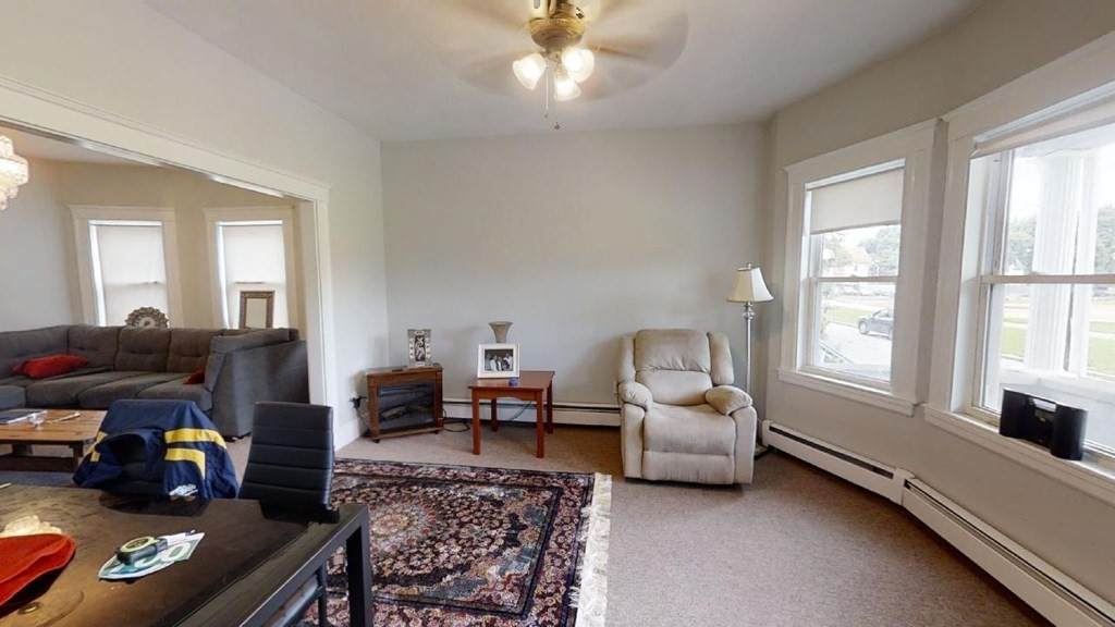 34 Morton Avenue - Photo 1