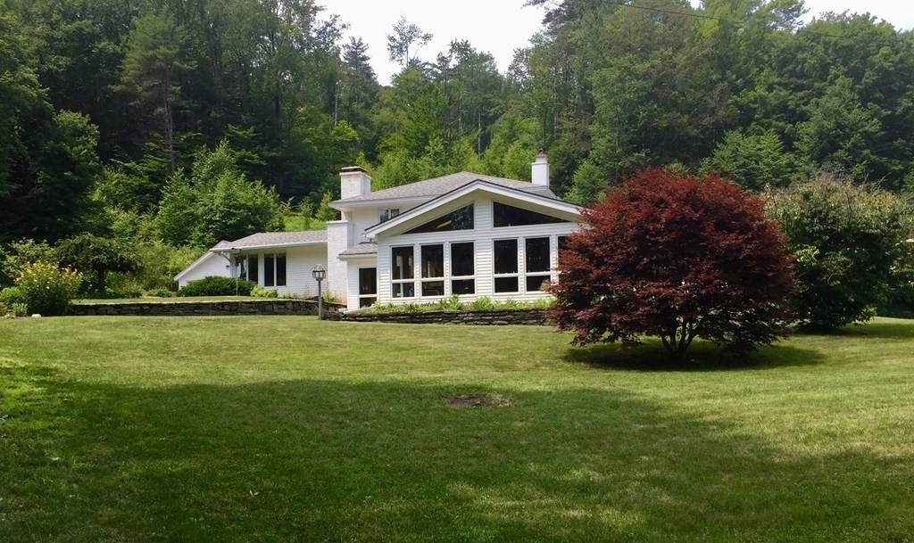 656 Huckle Hill Rd - Photo 1