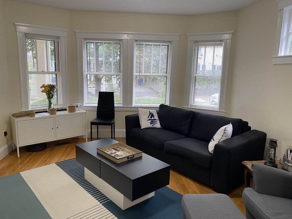 20 Hutchinson Street - Photo 1