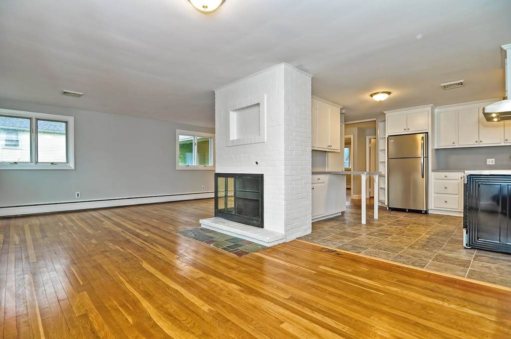 15 Cindy Ln - Photo 1