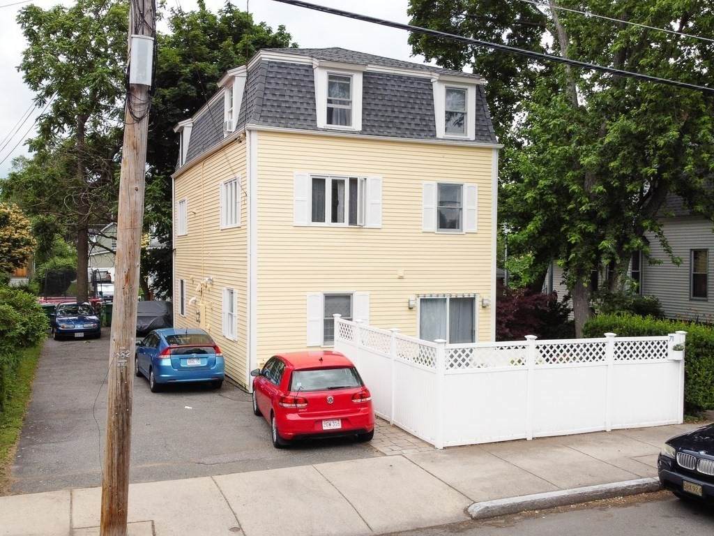 71 Jerome St - Photo 1