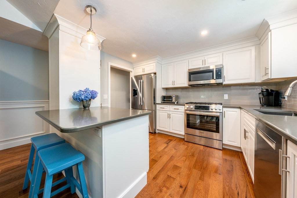 12 Mainsail Cir - Photo 1