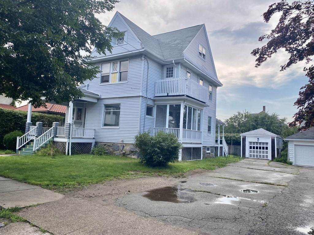 100 Marlboro Street - Photo 1