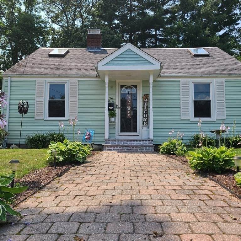111 Torrey Ave - Photo 1