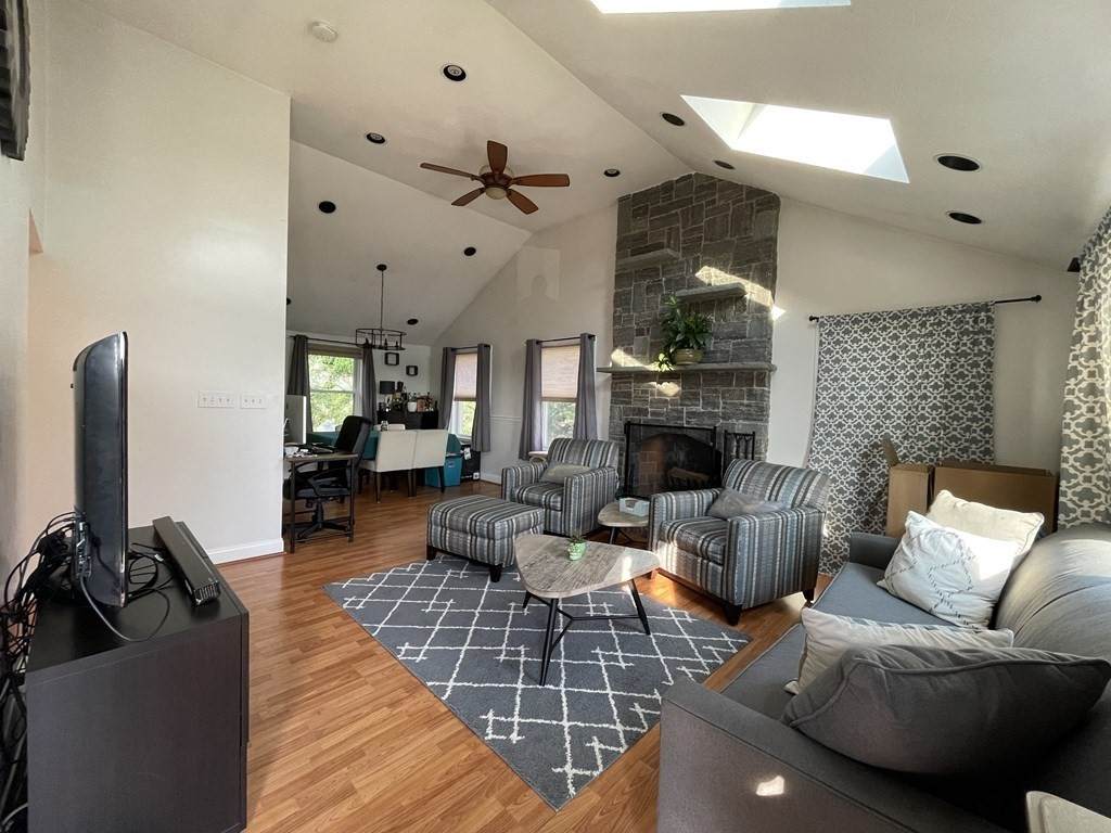 235 Pine Hill Circle - Photo 1