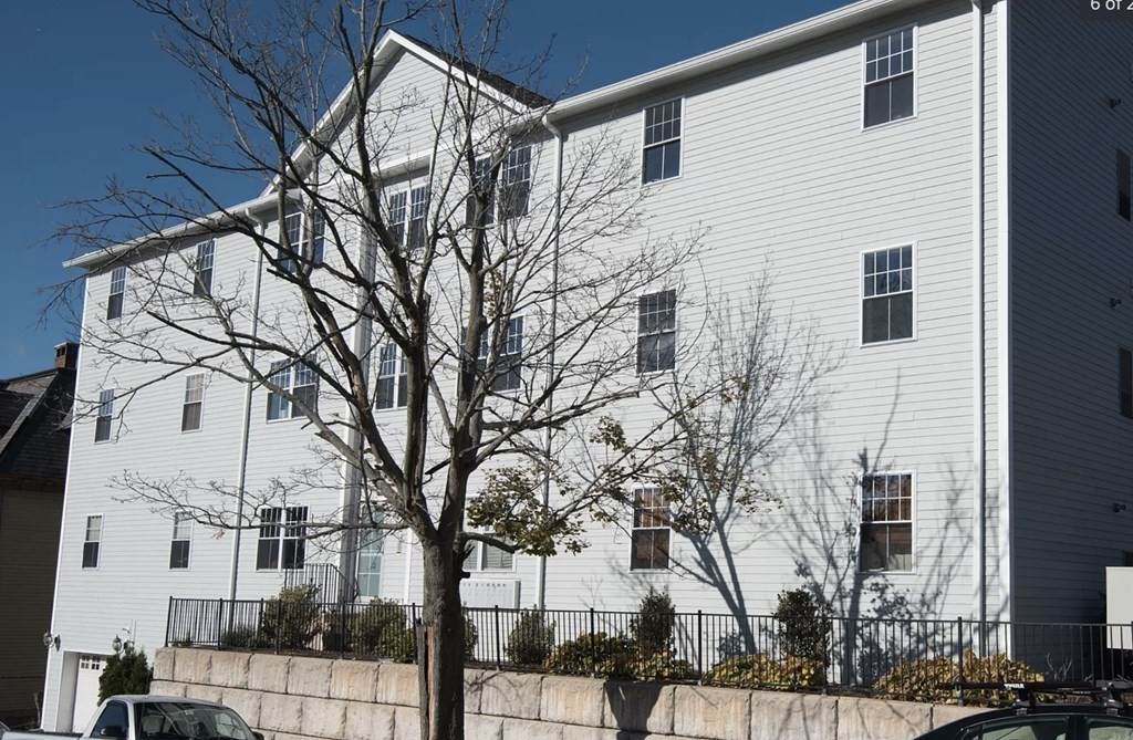 20 William St - Photo 1