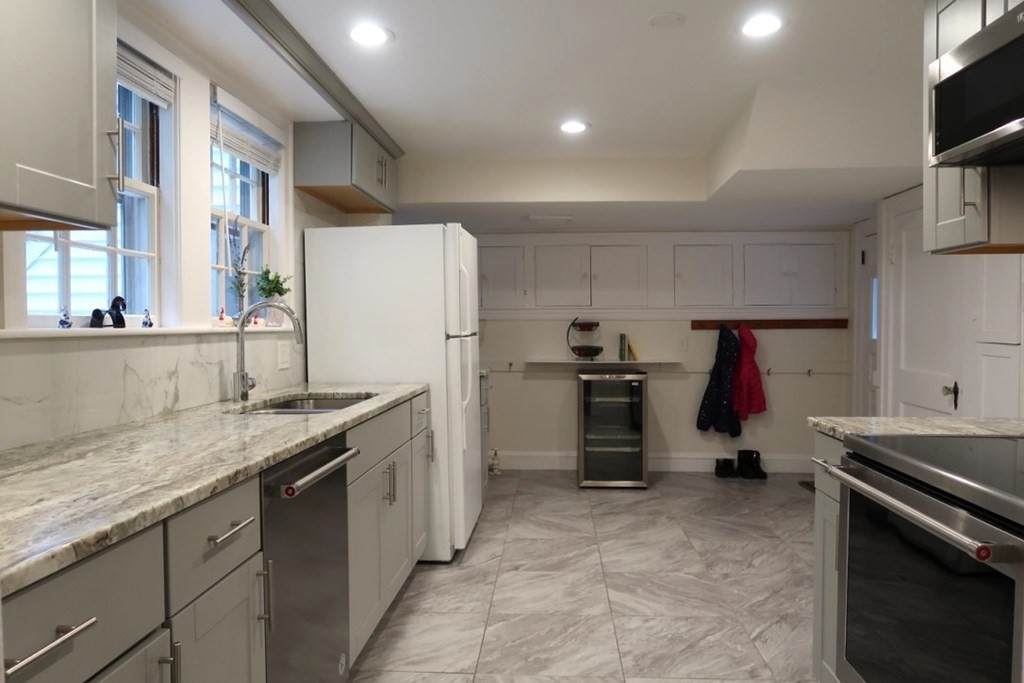 14 Gleason Rd - Photo 1
