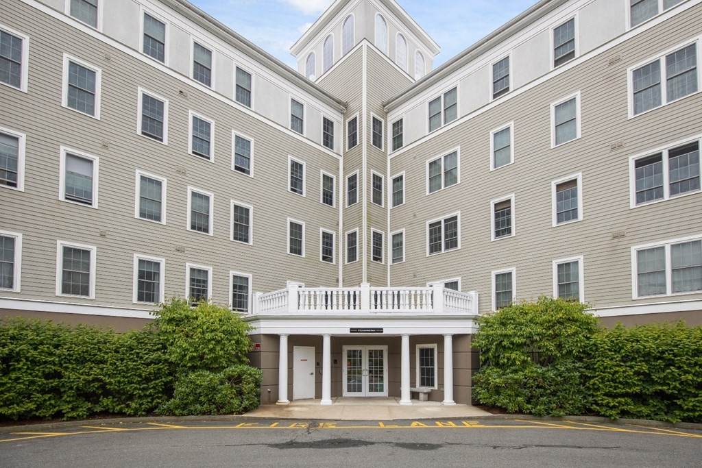 8 Crowninshield St - Photo 1