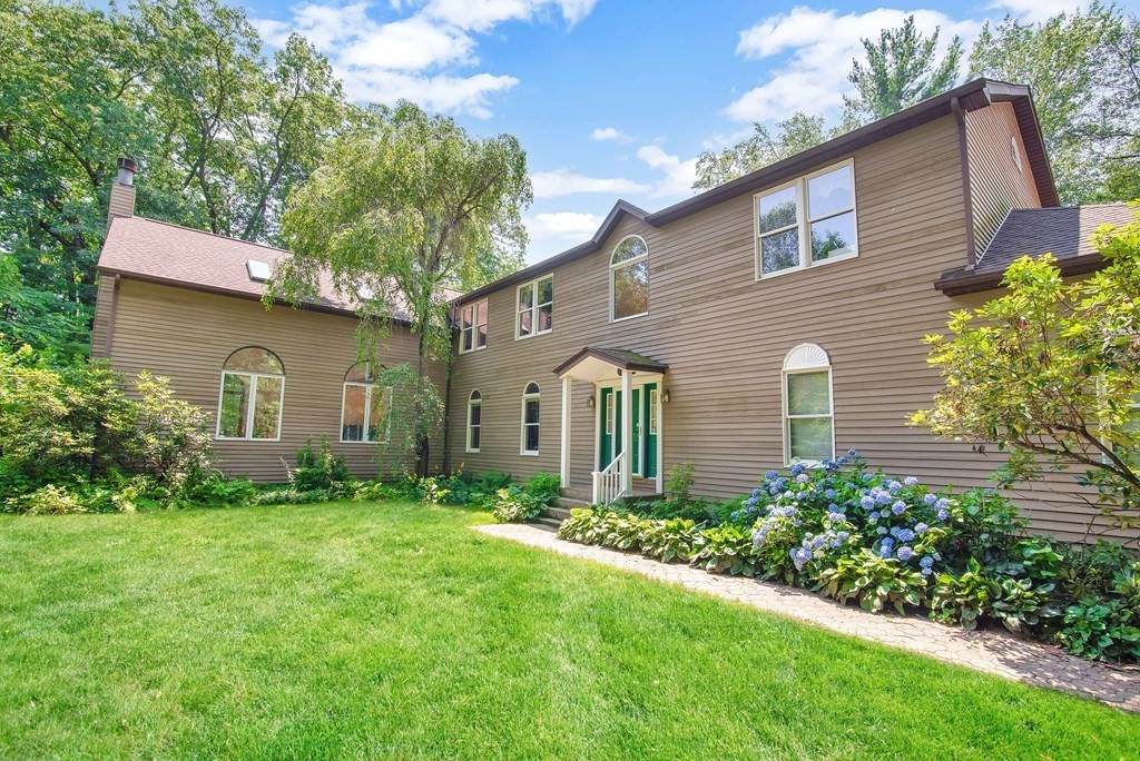 97 Fairfield Ave - Photo 1
