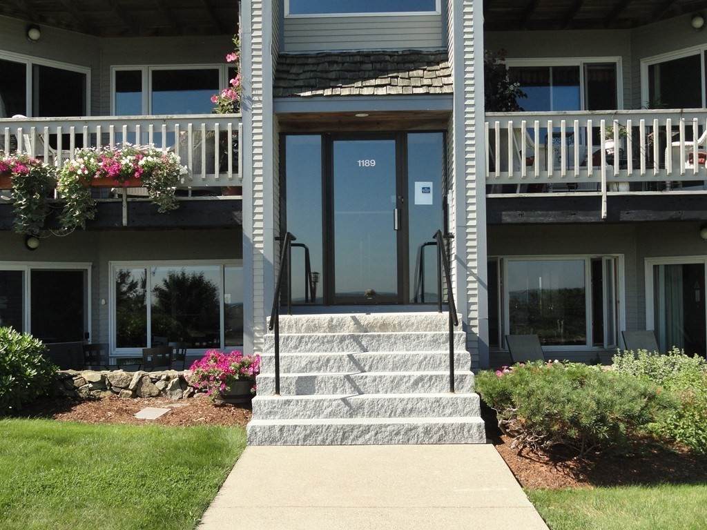 1189 Nantasket Ave - Photo 1