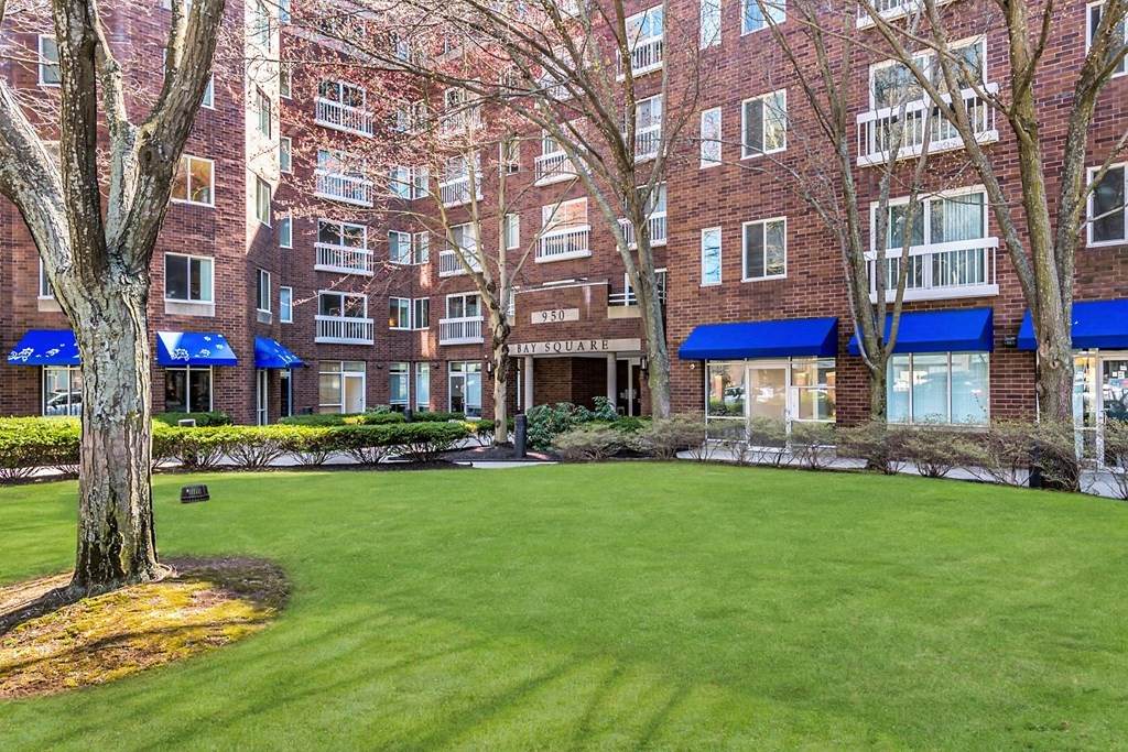 950 Massachusetts Avenue - Photo 1